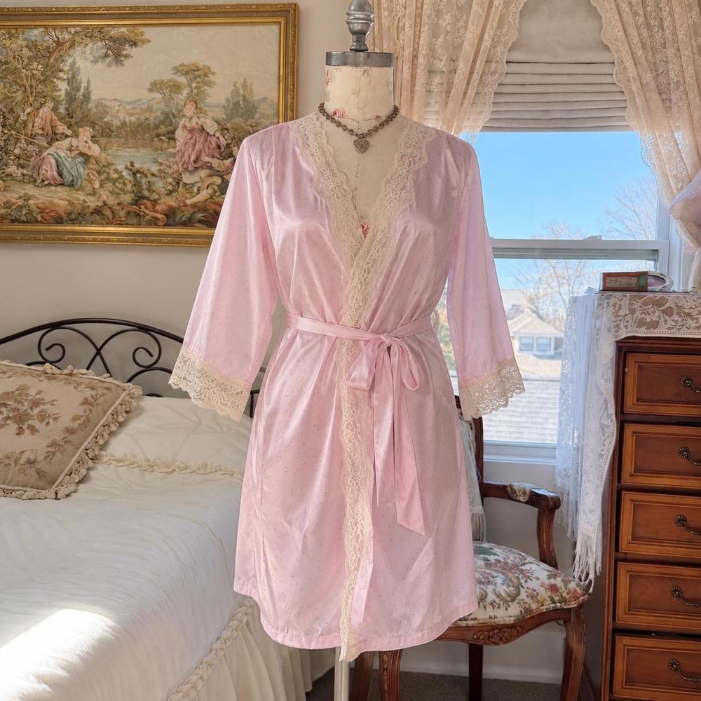 90s Jaclyn Smith pink satin polka dot robe size large